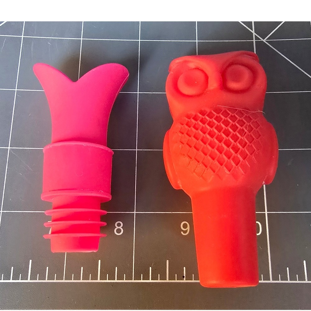Silicone Wine Bottle Stoppers Set Pink Heart and Red Owl Reusable Barware Plugs
